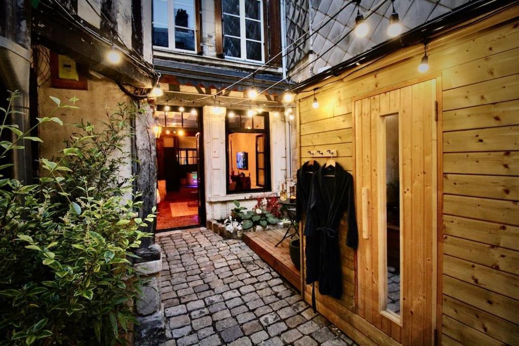 Le Spa Gustave - Sauna, Jacuzzi & Terrasse A روان المظهر الخارجي الصورة